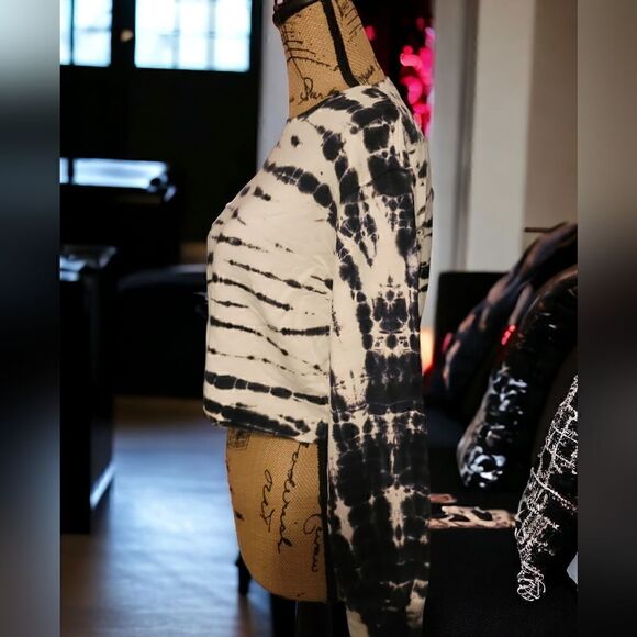Monrow OVERSIZED Supersoft Painter Tie-Dye Boyfriend Sweatshirt Size XS Crop Top - Picture 4 of 7